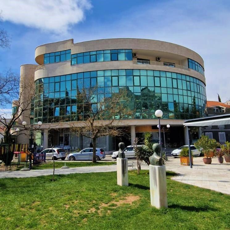 Lux Apartments Mostar Exterior foto
